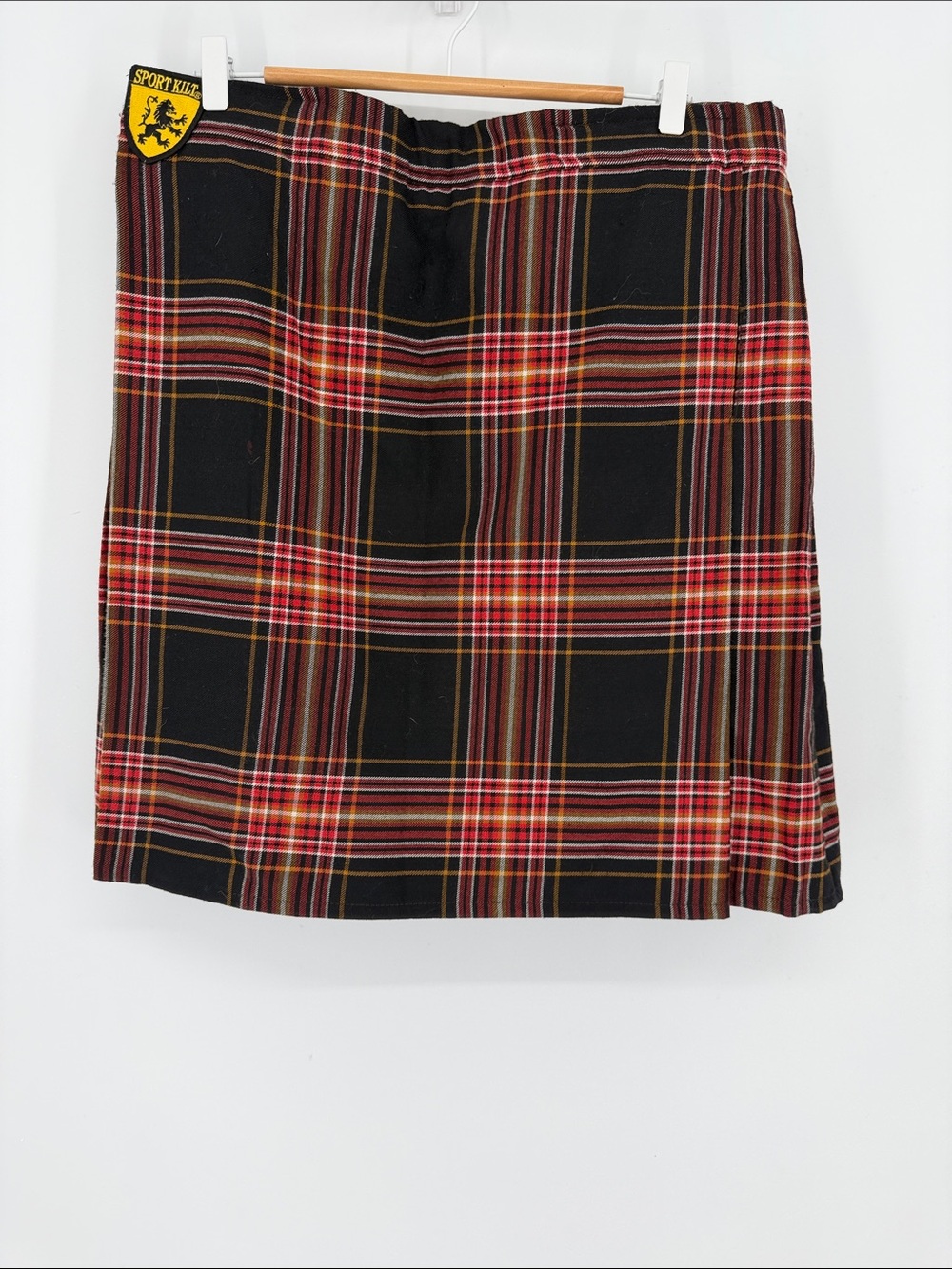 Sport Kilt XL Black Red Tartan Plaid Utility Kilt Made in USA Punk Scottish